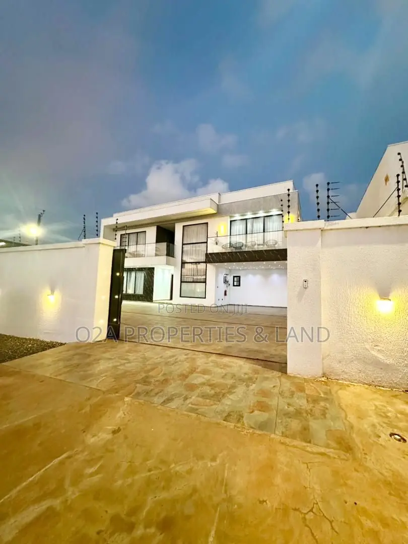 Furnished 4bdrm House in School Junction for sale in School Junction