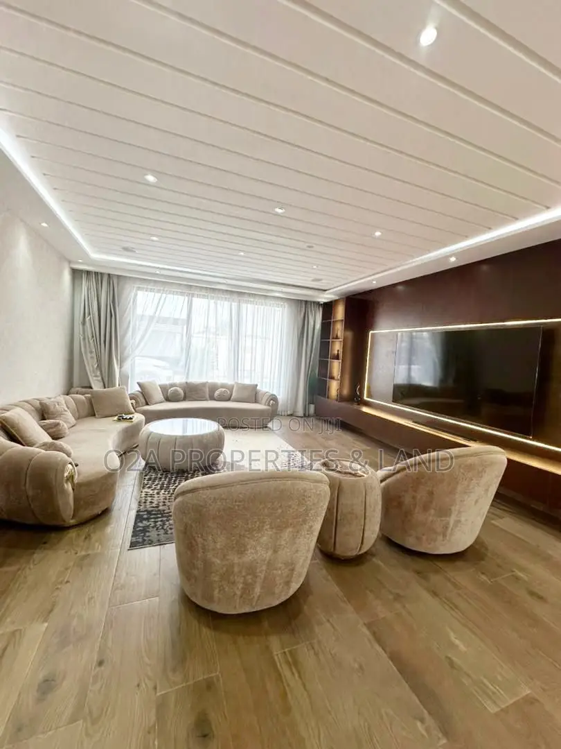 Furnished 4bdrm House in School Junction for sale in School Junction