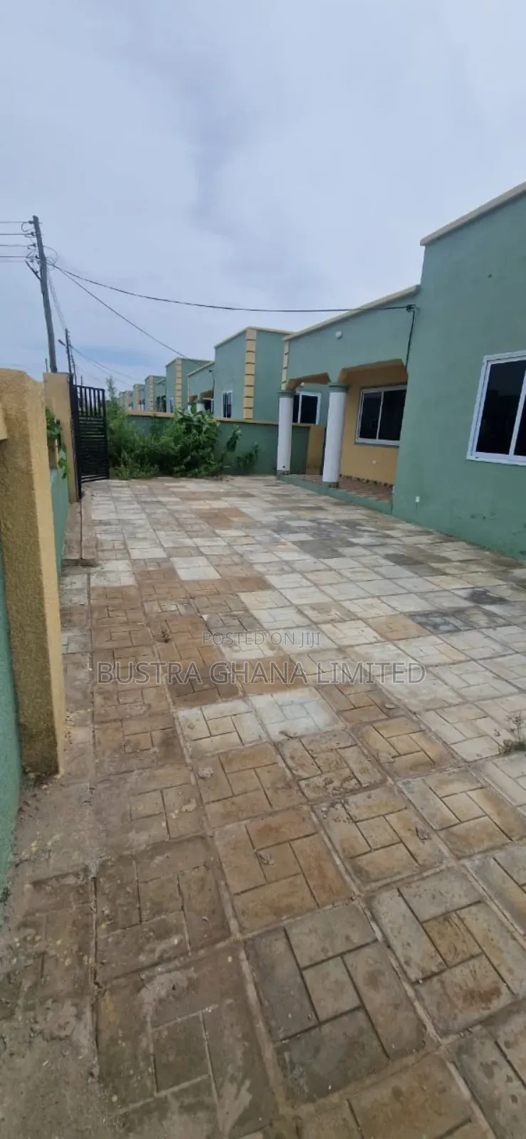3bdrm House in Adom City Comm. 25, Tema Metropolitan for sale in Tema Metropolitan