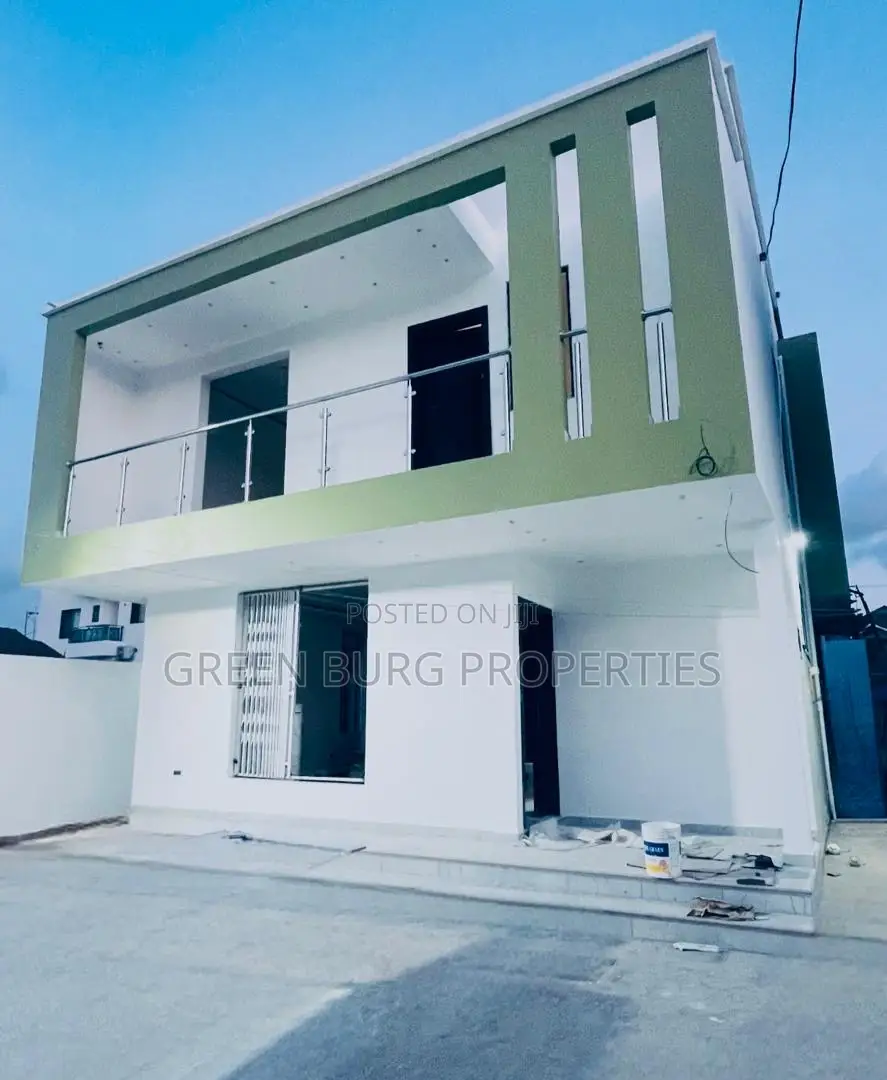 5bdrm House in East Legon for sale in East Legon