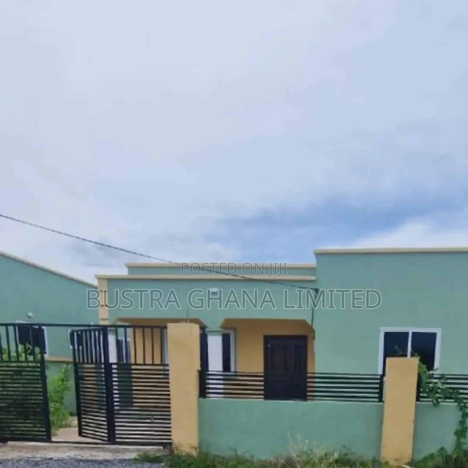 3bdrm House in Adom City Comm. 25, Tema Metropolitan for sale in Tema Metropolitan