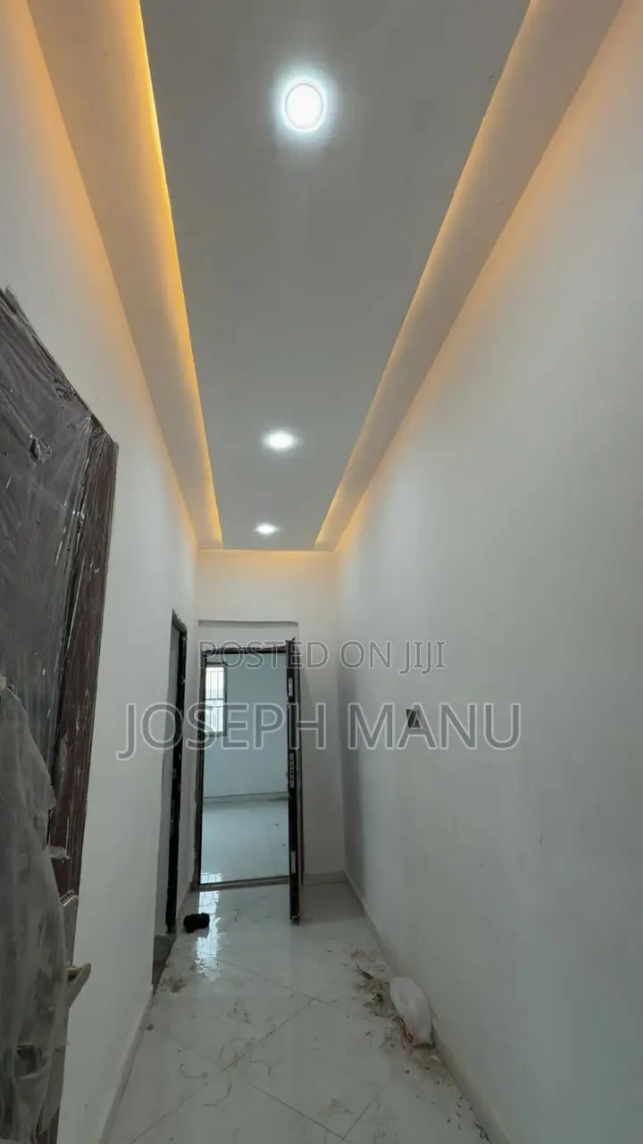5bdrm House in Apagya Nursing, Afigya-Kwabre for sale in Afigya-Kwabre