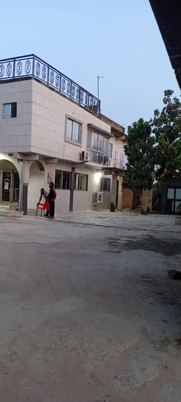 Hotel For Sale – Amasaman Kutunse in Amasaman