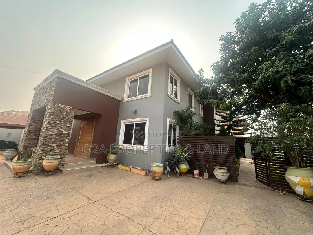 Furnished 4bdrm House in Community 25 for rent in Community 25