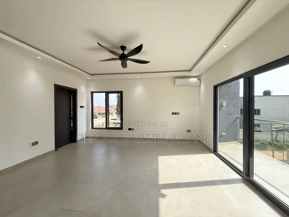Furnished 4bdrm House in Community 25 for rent in Community 25