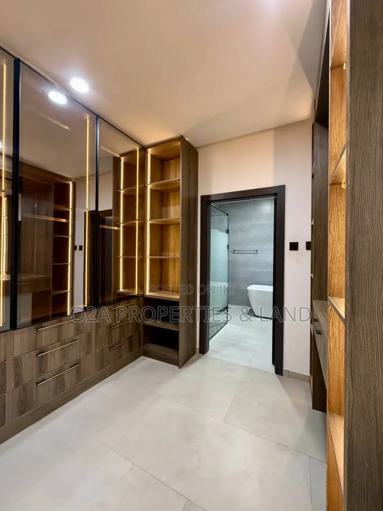 Furnished 4bdrm House in Community 25 for rent in Community 25