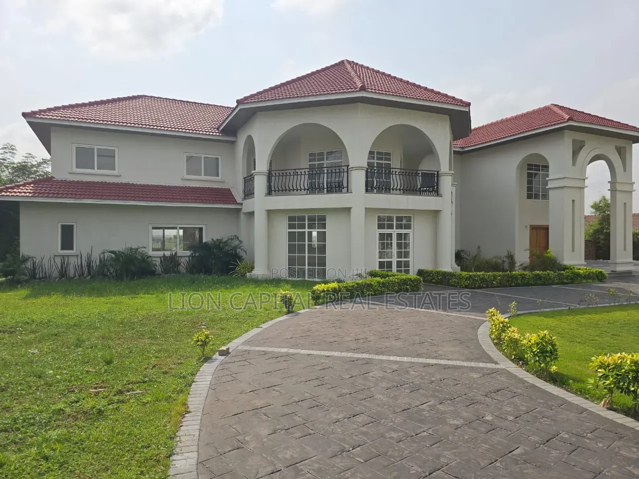 5bdrm Mansion in Boundary Road Area for sale in Boundary Road Area