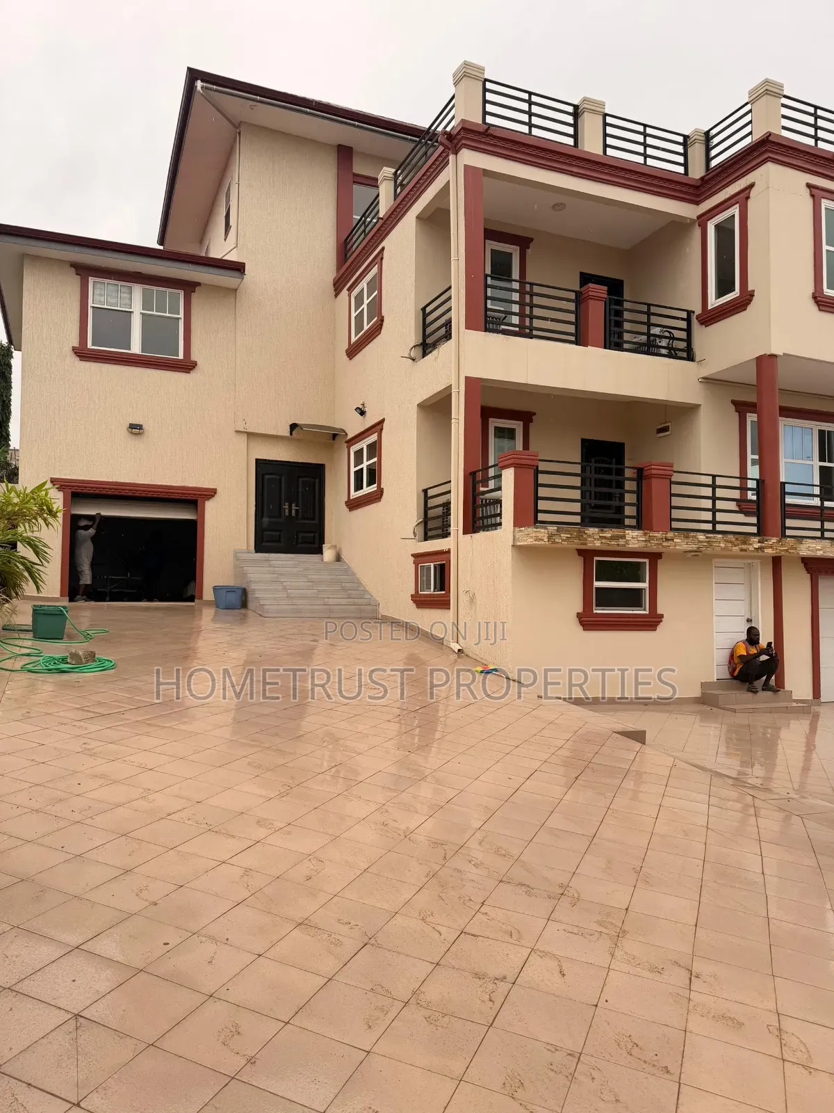 4bdrm Duplex in Weija Old Barrier for sale in Old Barrier