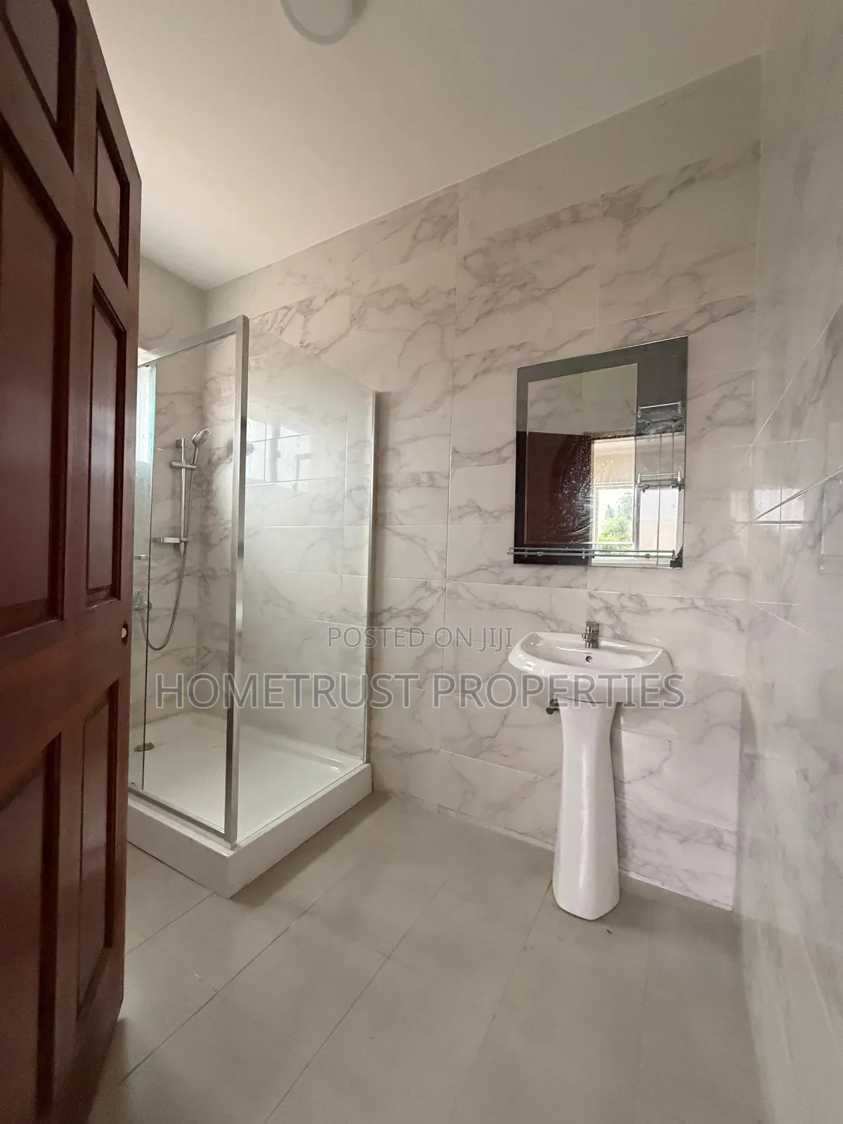 4bdrm Duplex in Weija Old Barrier for sale in Old Barrier