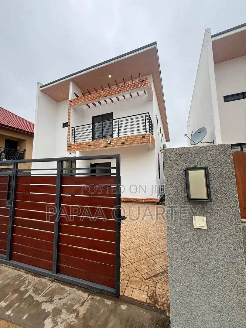 3bdrm House in Oyarifa for sale in Oyarifa