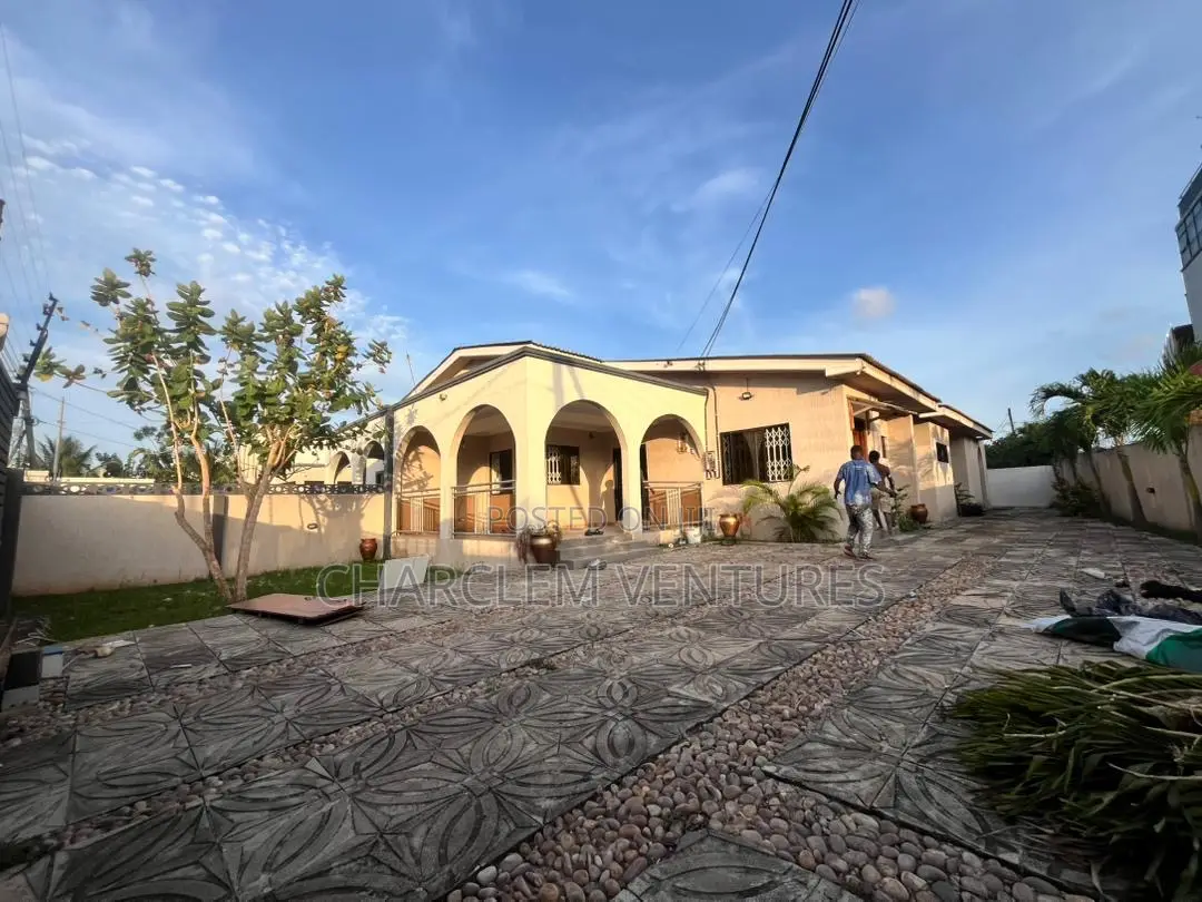 3bdrm House in Charclem Ventures, East Legon for rent in East Legon