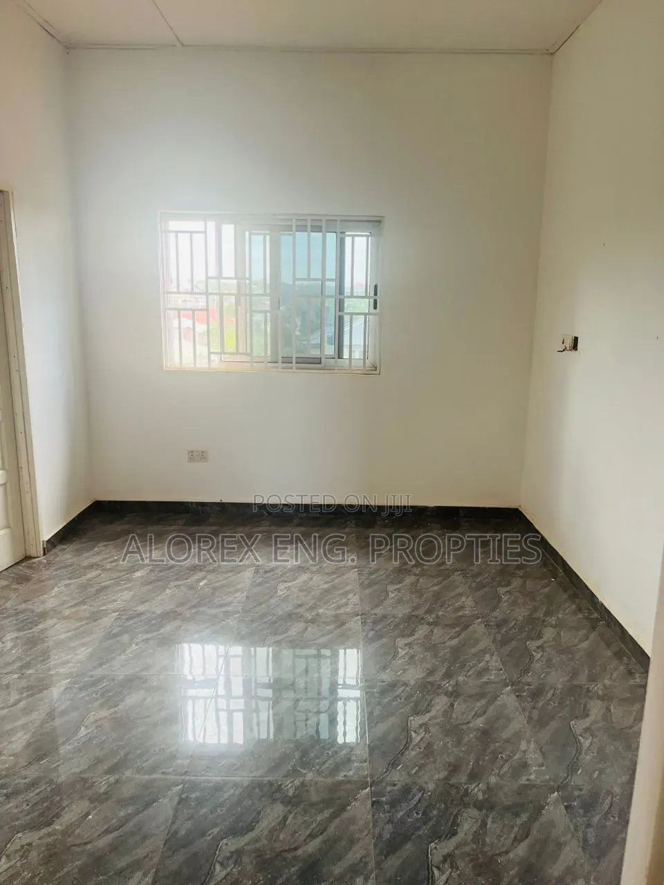 1bdrm Apartment in Chamber Self, Malejor for rent in Malejor