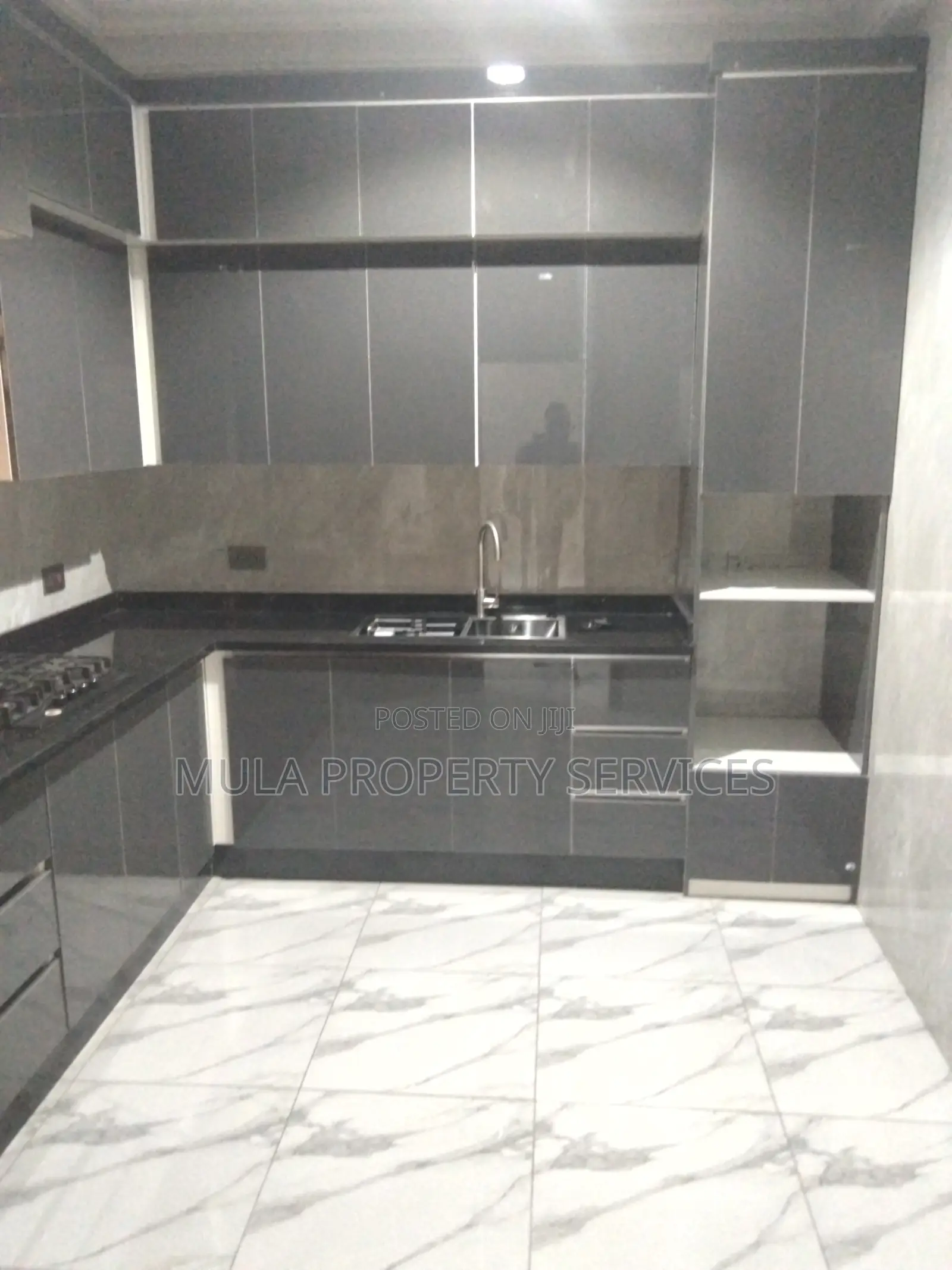 Furnished 2bdrm Apartment in Mula Property, School Junction for rent in School Junction