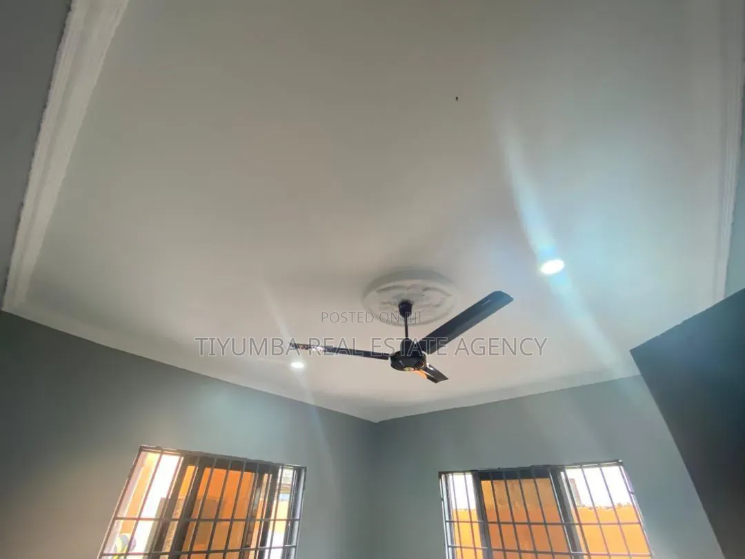 3bdrm Apartment in Tiyumba Real Estate, Mile 7 for rent in Mile 7