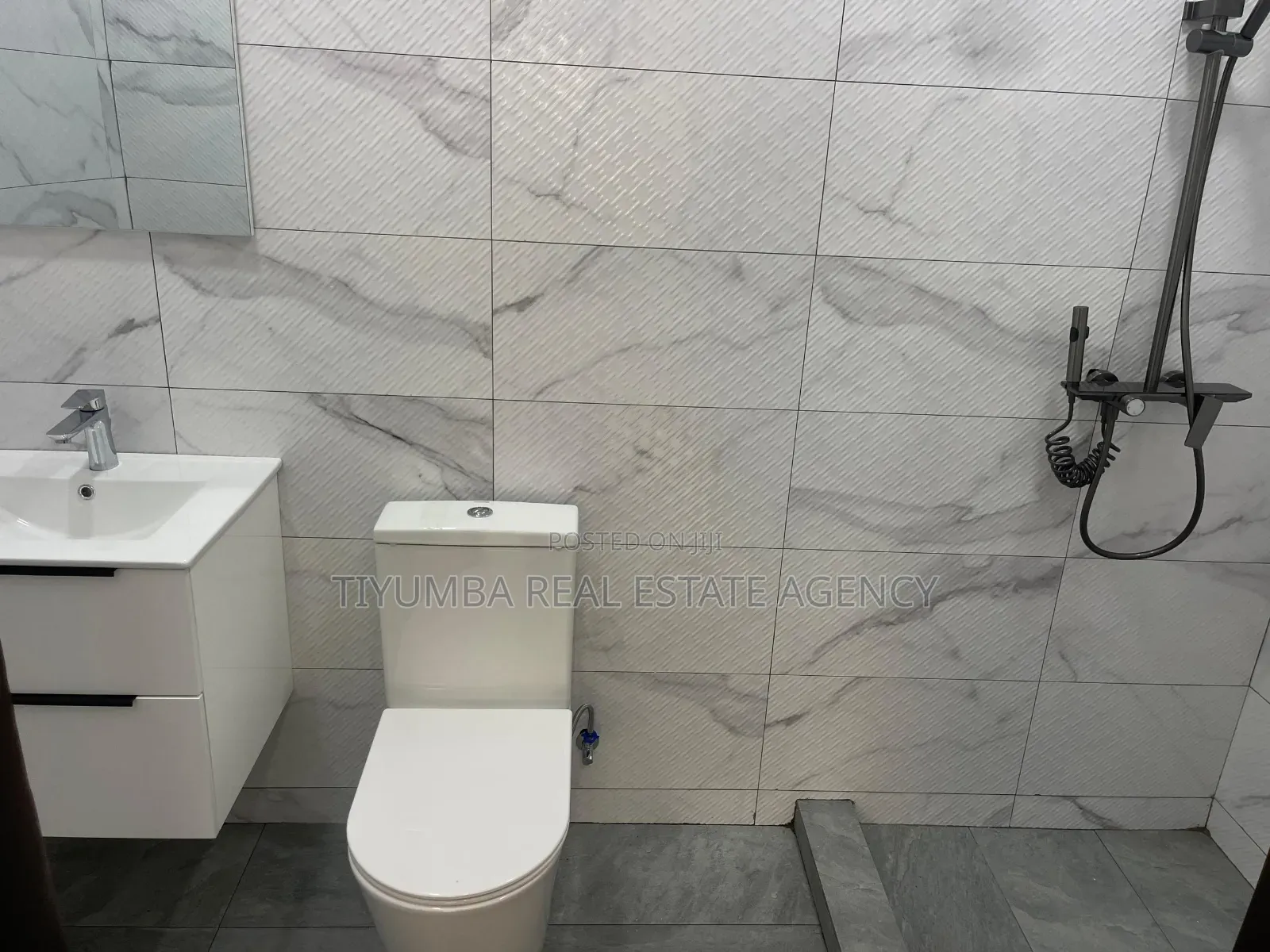3bdrm Apartment in Tiyumba Real Estate for rent in Parakuo Estate