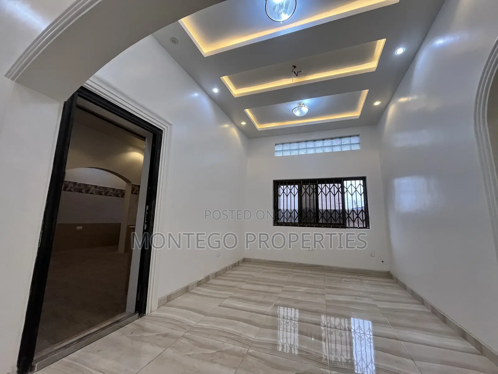 2bdrm Apartment in East Legon, American House for rent in American House