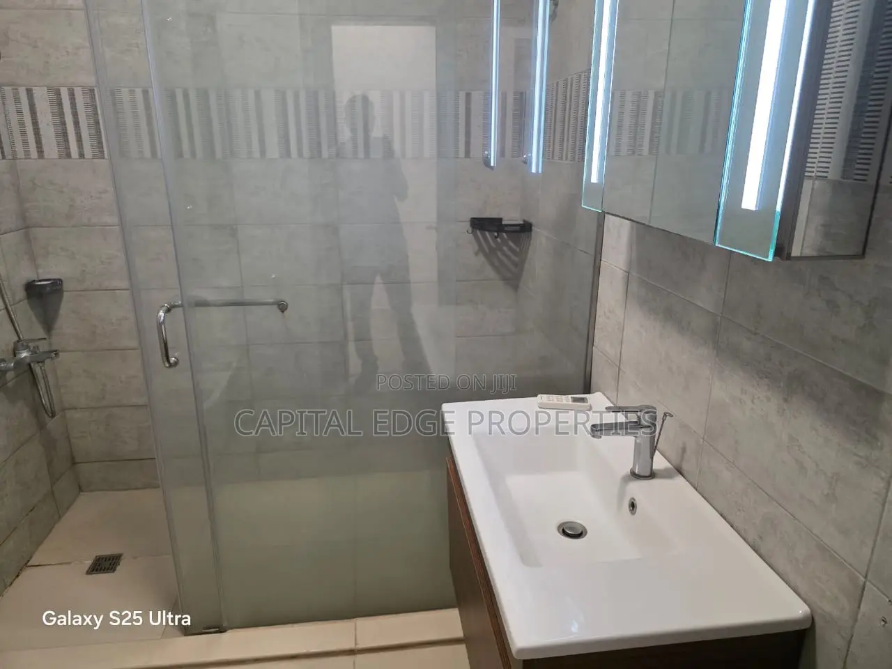 Furnished 3bdrm Apartment in Airport Residential Area for rent in Airport Residential Area