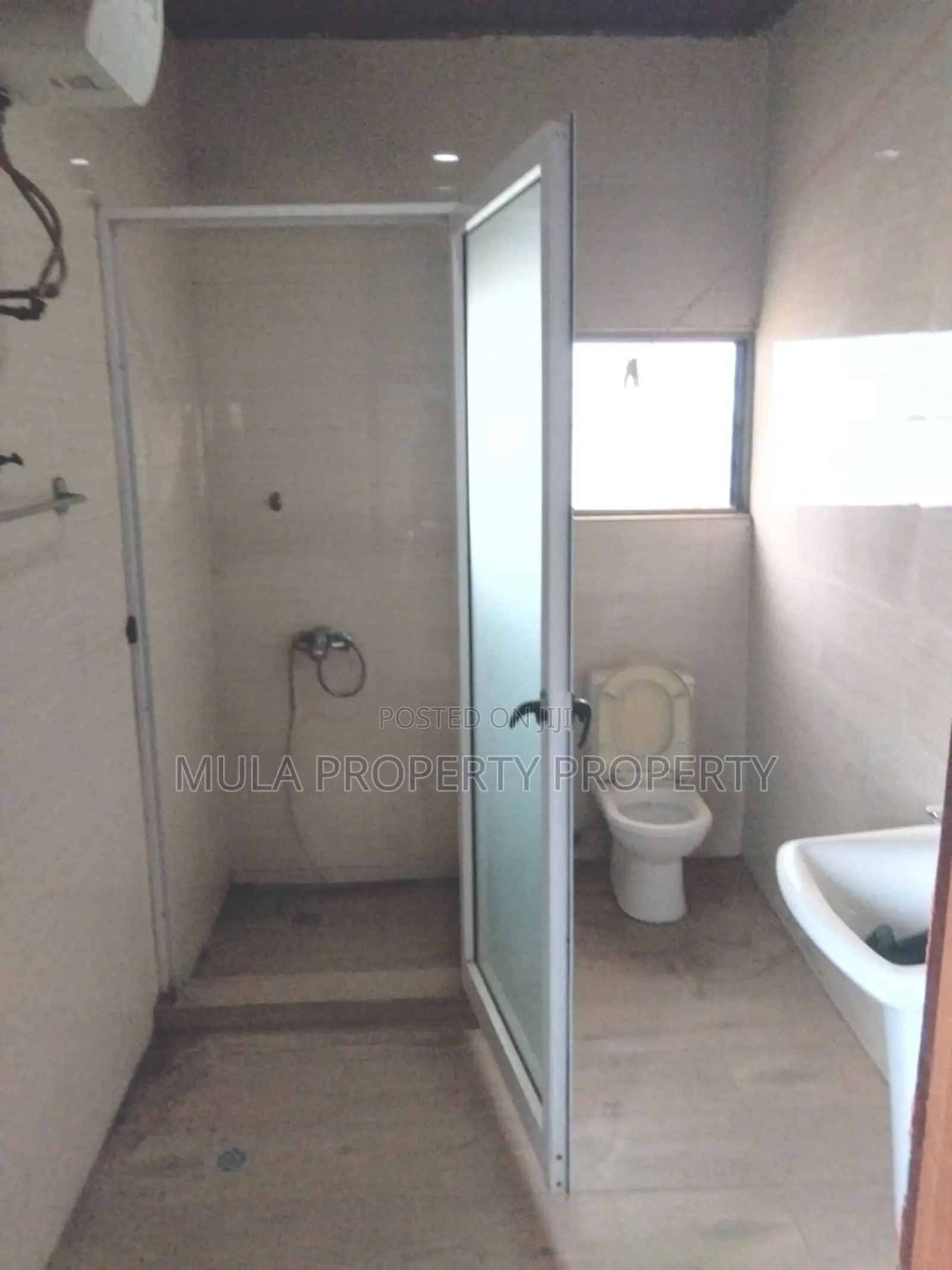 Five Bedroom House for Rent or Lease for Commercial in Pillar 2
