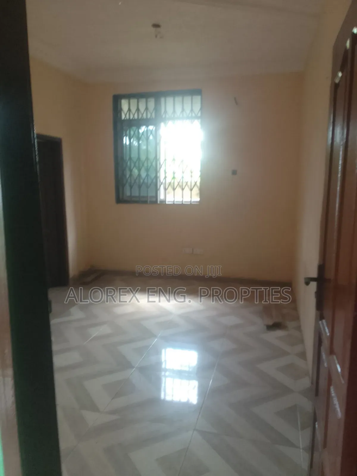 2bdrm Apartment in Danfa for rent in Danfa