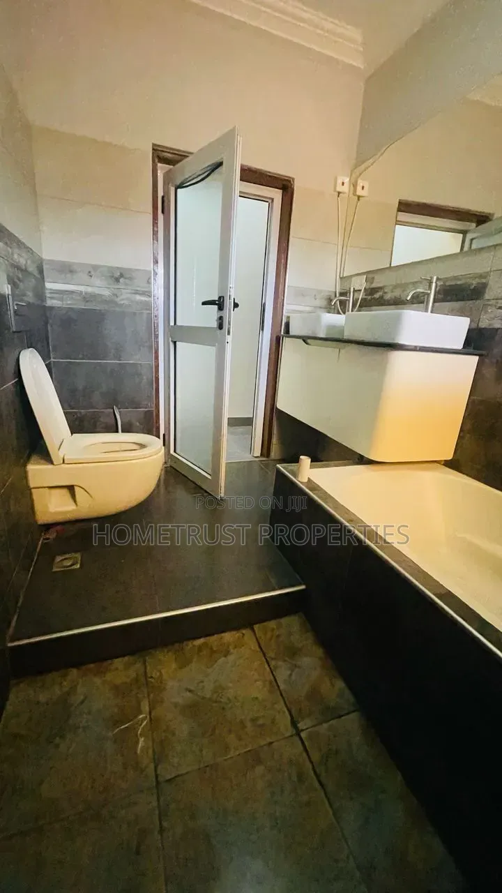 4bdrm House in Kwabenya Acp for rent in Kwabenya