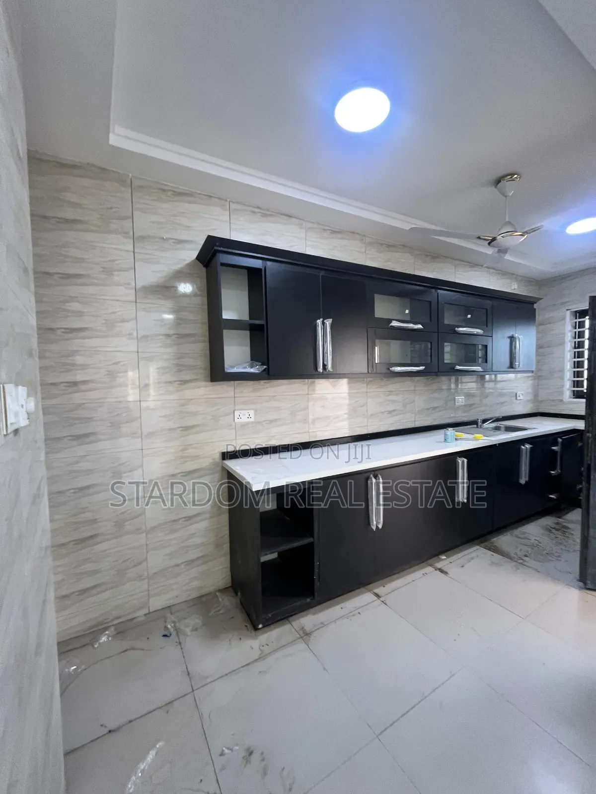 2bdrm Apartment in East Legon, American House for rent in American House