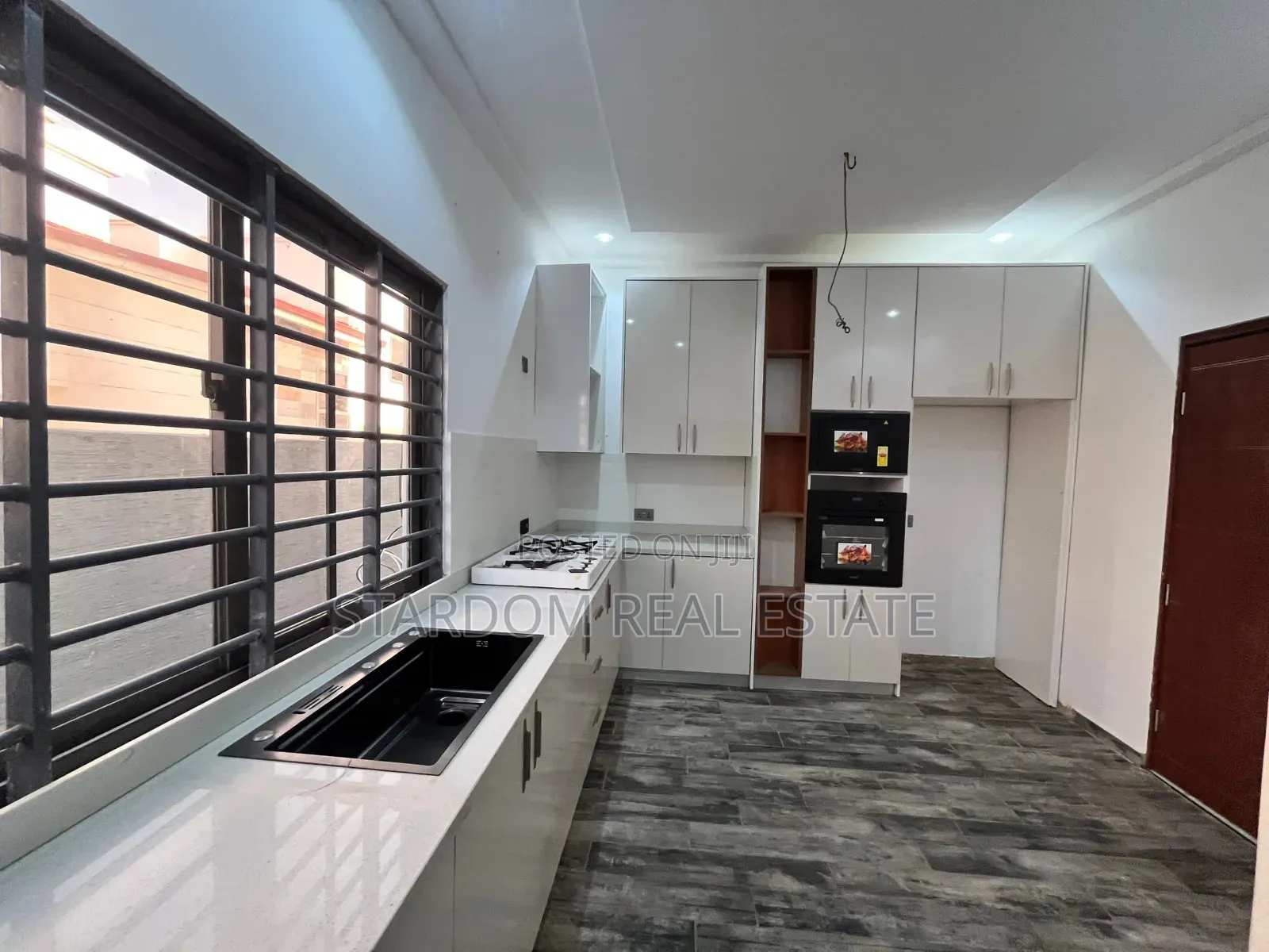 3bdrm Bungalow in Oyarifa for sale in Oyarifa Mall Area