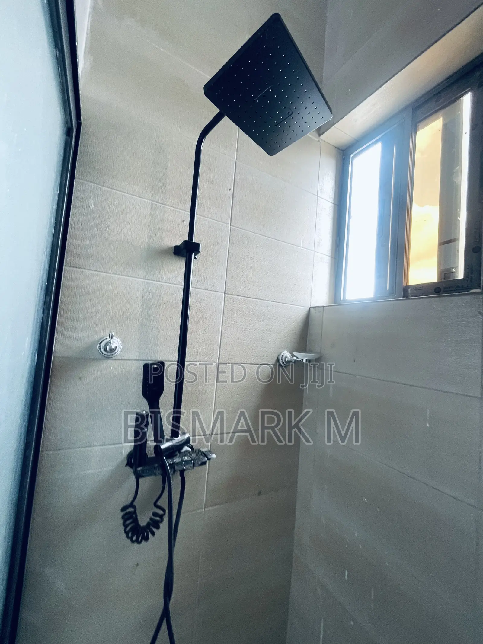 2bdrm House in School Junction., Ashaley Botwe for rent in Ashaley Botwe