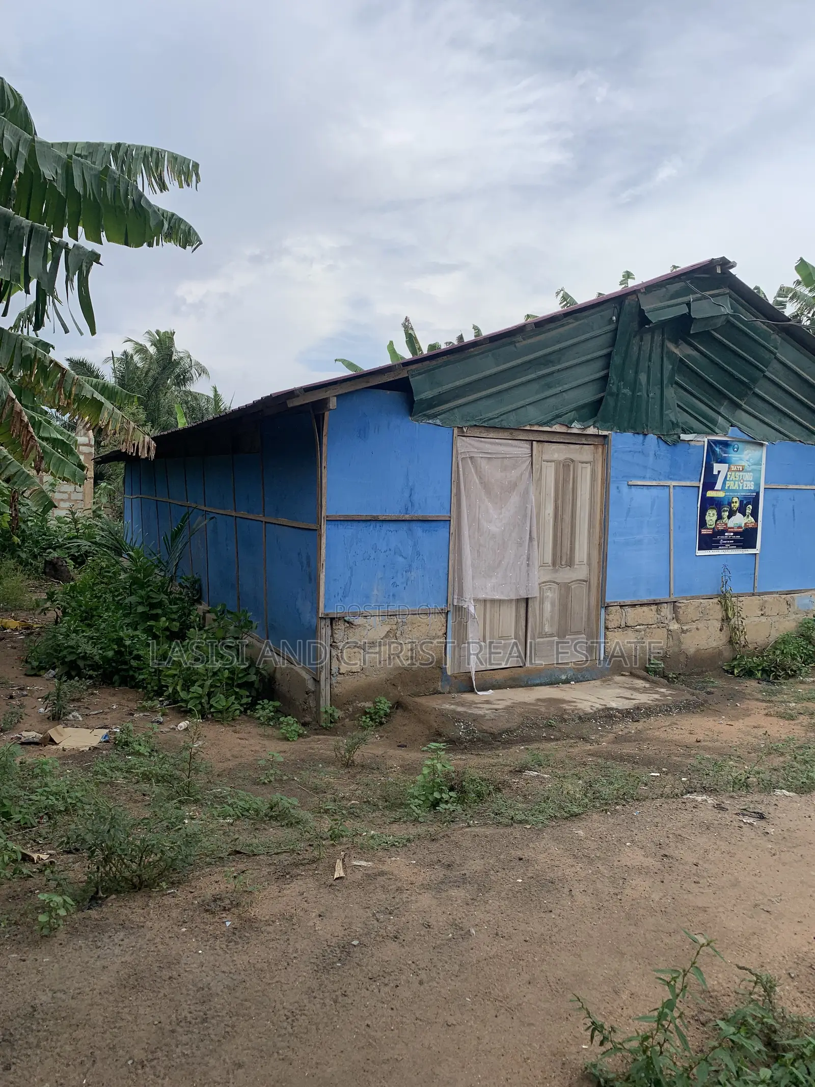 Half Plot for Sale in Manhean