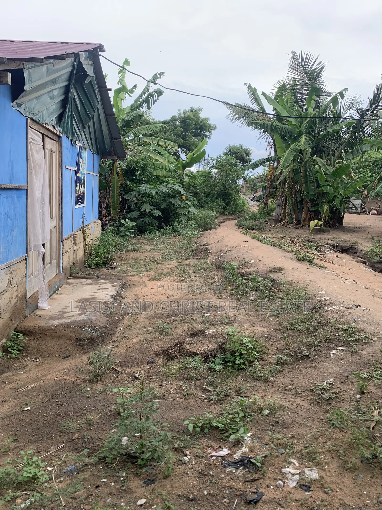 Half Plot for Sale in Manhean