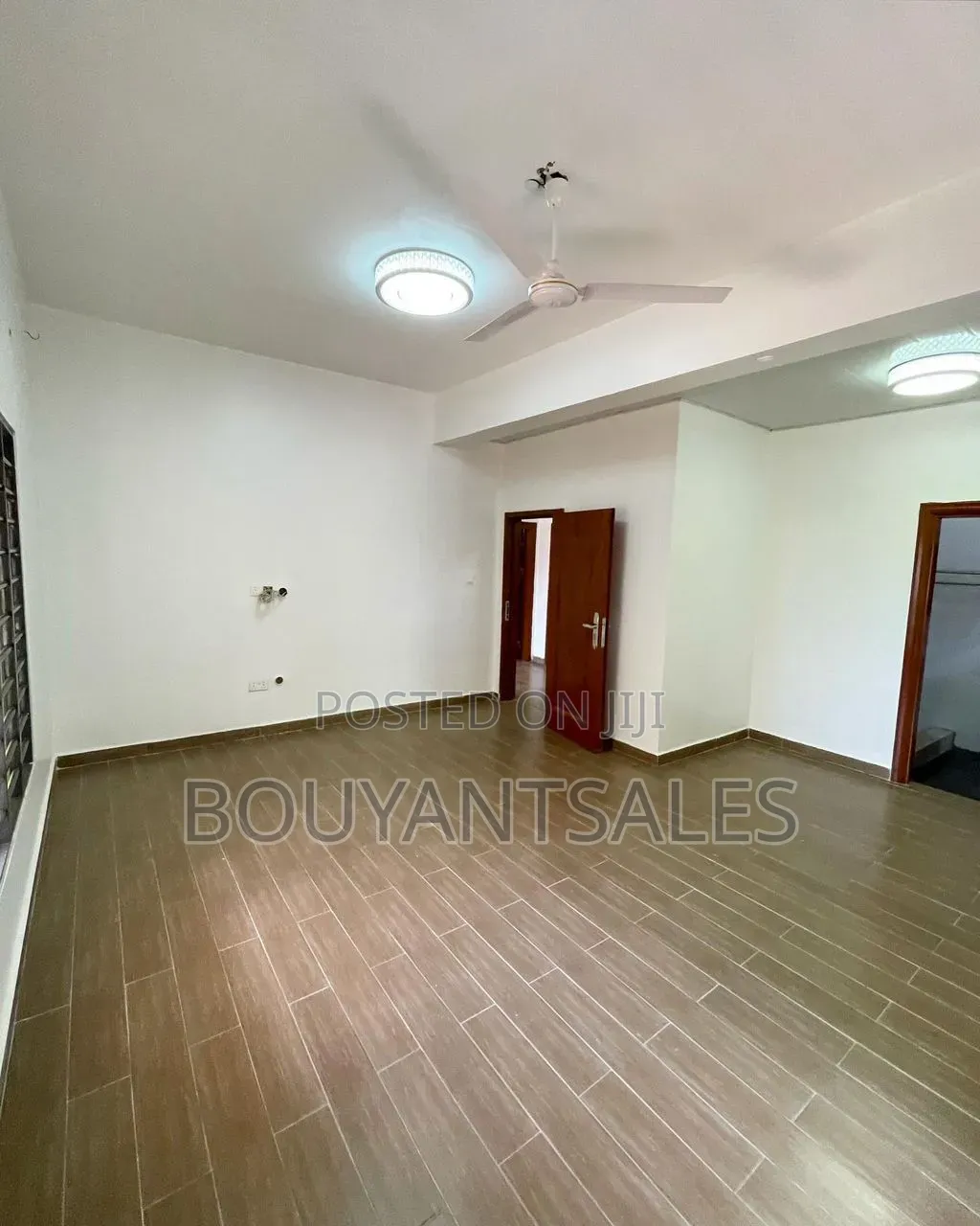 2bdrm Apartment in Adenta, Barrier for sale in Barrier