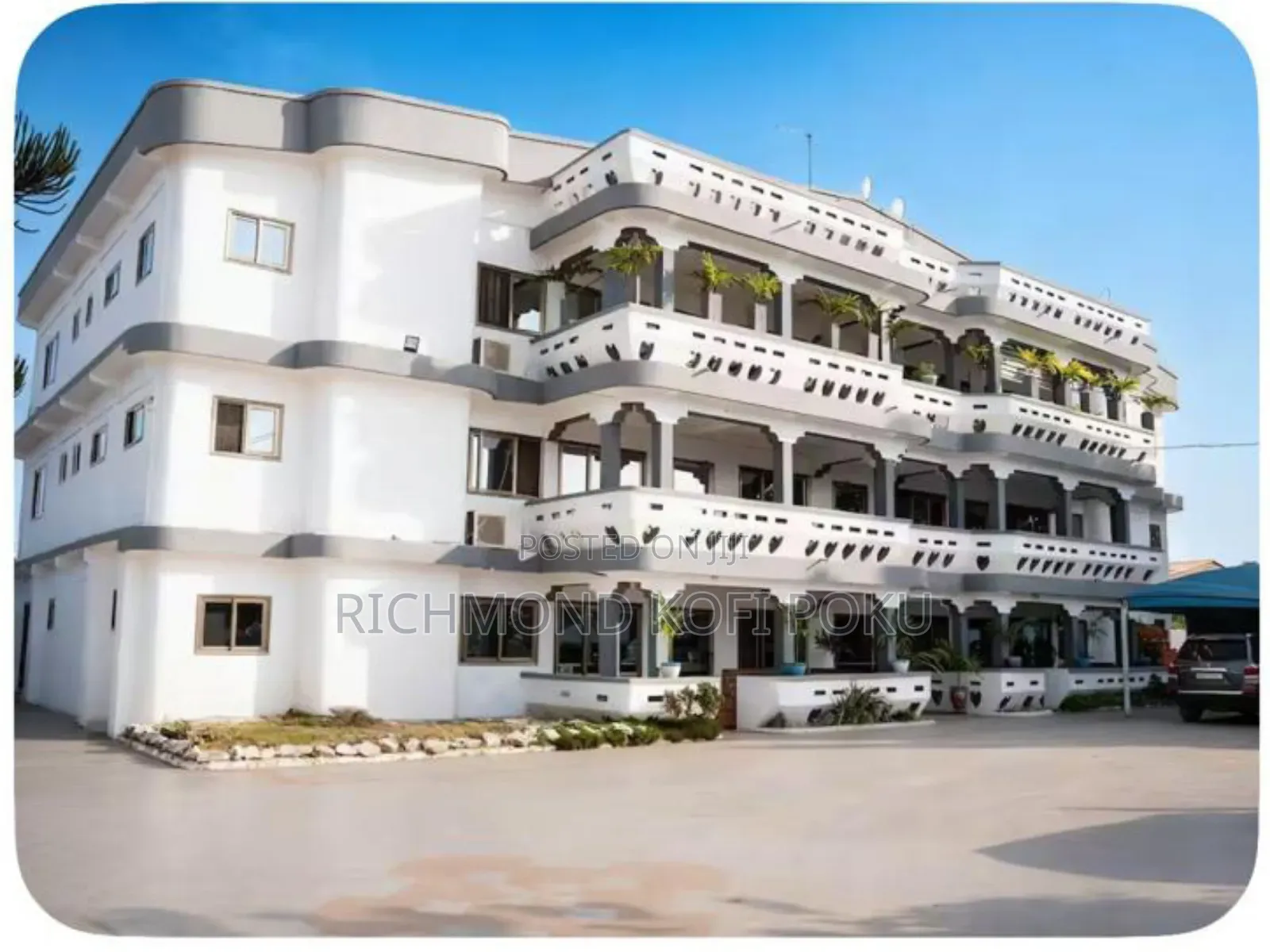 Furnished 3bdrm Apartment in Kofis Realty, Sakumono for rent in Sakumono