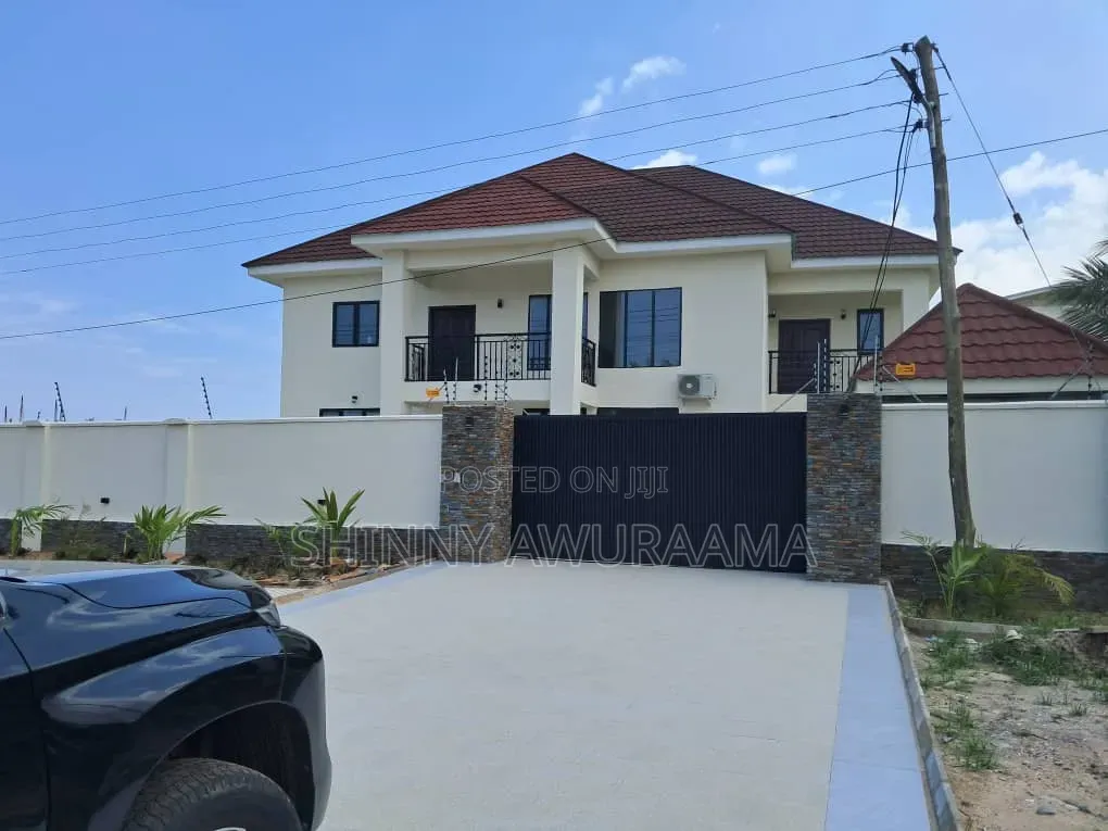 4bdrm House in Spintex, Coca Cola for sale in Coca Cola