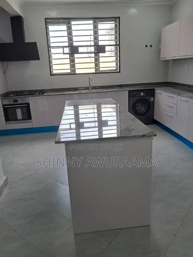 4bdrm House in Spintex, Coca Cola for sale in Coca Cola