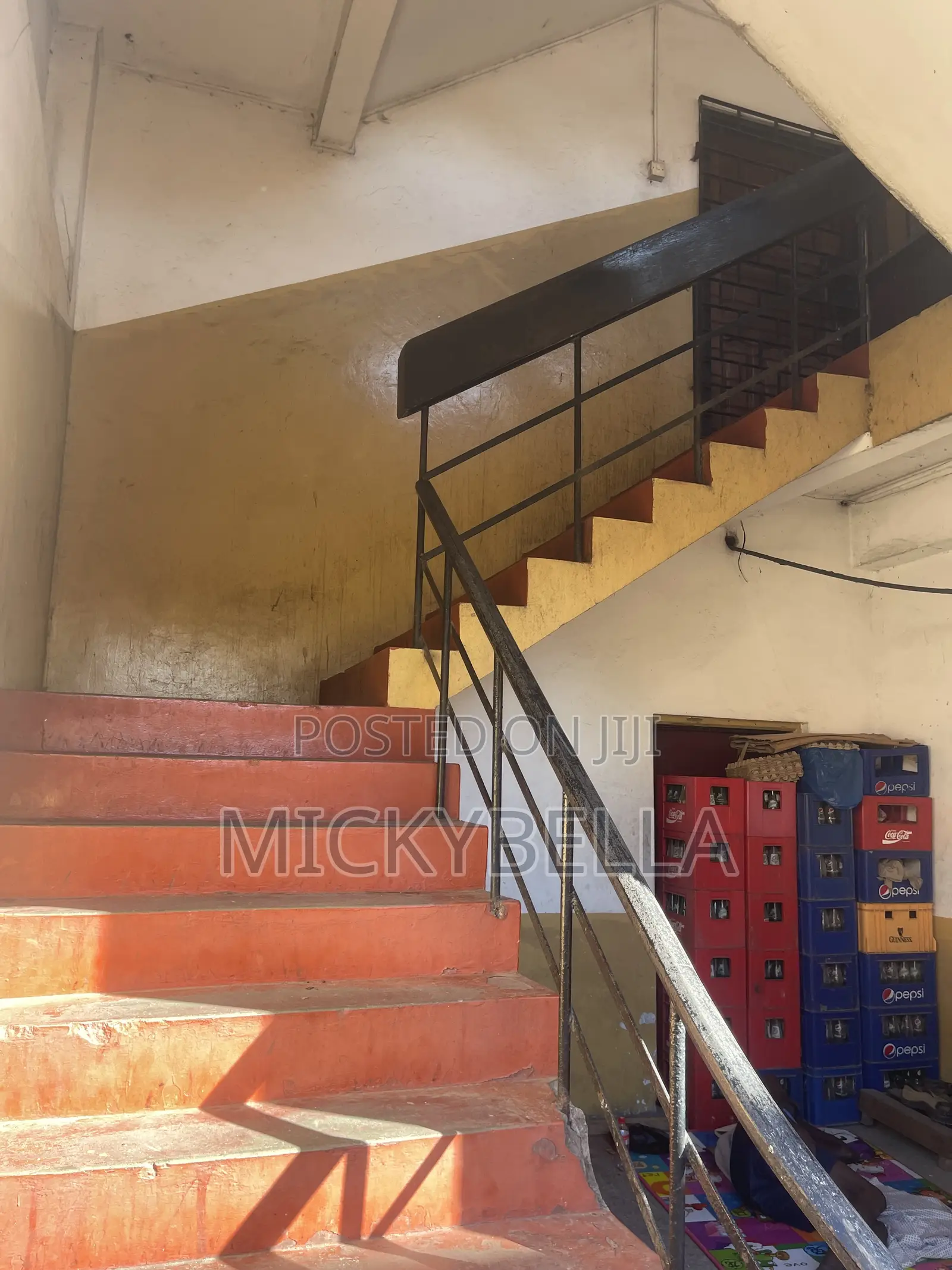 10bdrm House in Accra Poly Area for sale in Accra Poly Area