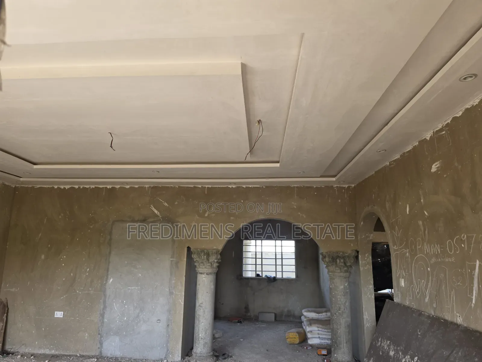 4bdrm Apartment in Fredimens Real, Afigya-Kwabre for sale in Afigya-Kwabre