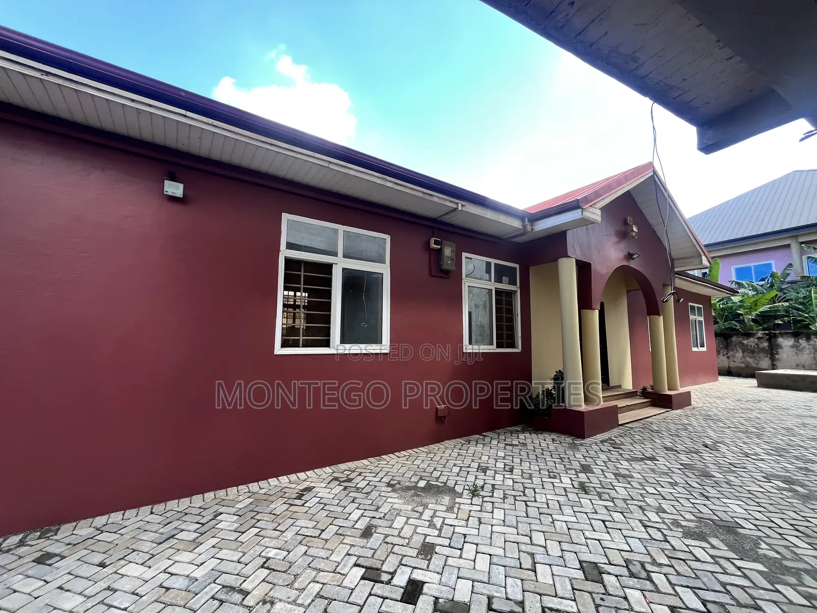 3bdrm Apartment in North Legon, Haatso for rent in Haatso
