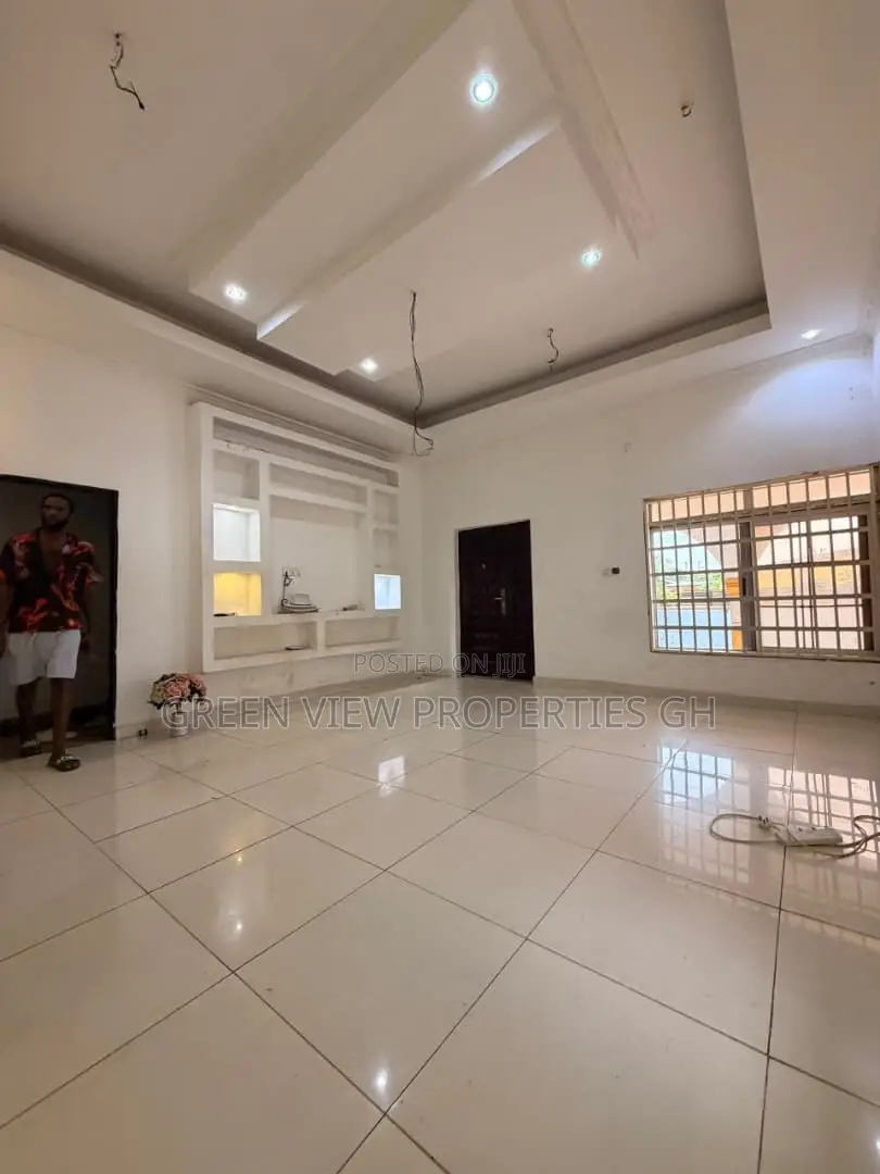 4bdrm House in West Hills Mall Area for rent in West Hills Mall Area