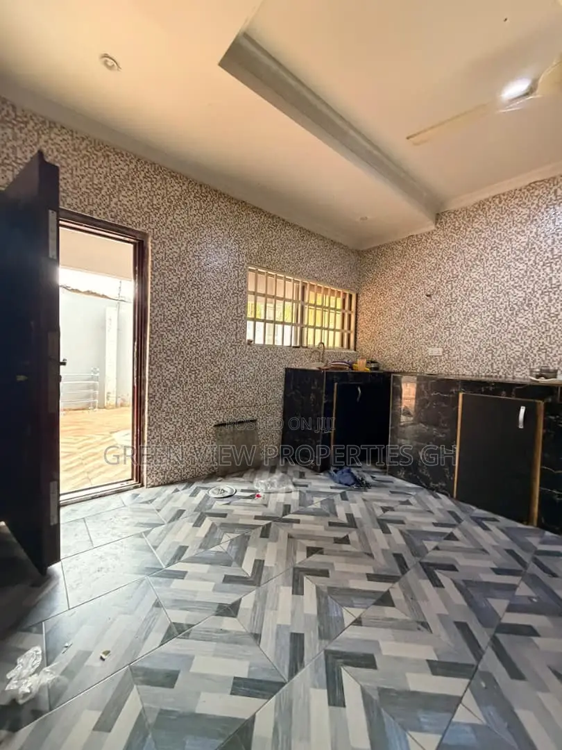4bdrm House in West Hills Mall Area for rent in West Hills Mall Area