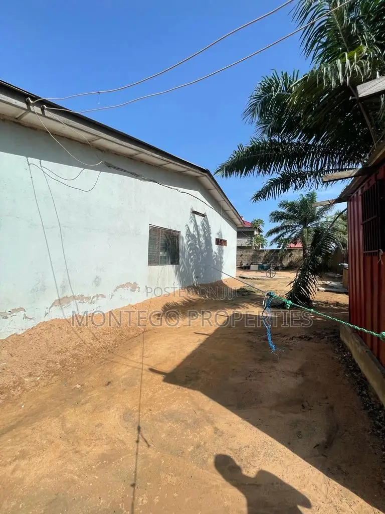 4bdrm House in Spintex Road for sale in Spintex