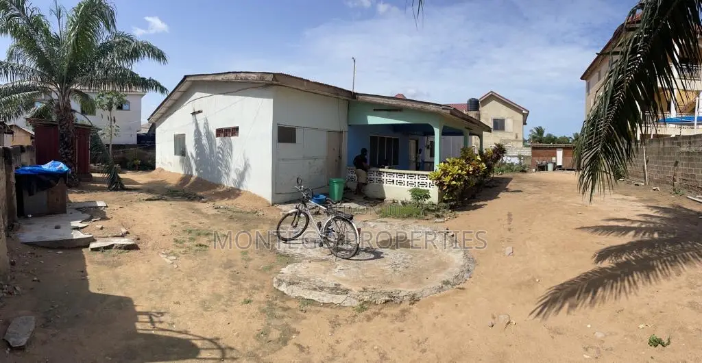 4bdrm House in Spintex Road for sale in Spintex