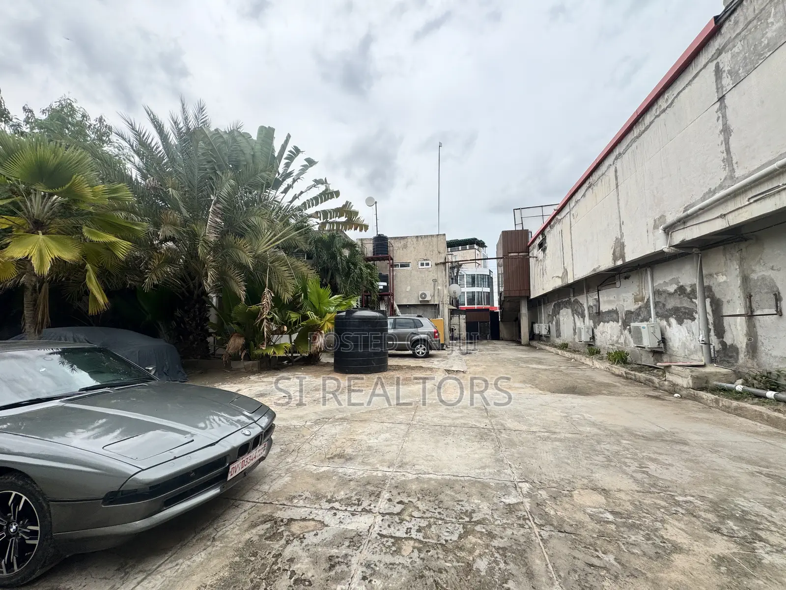 80x90 Plot of Land for Joint Venture in Osu in Oxford Street