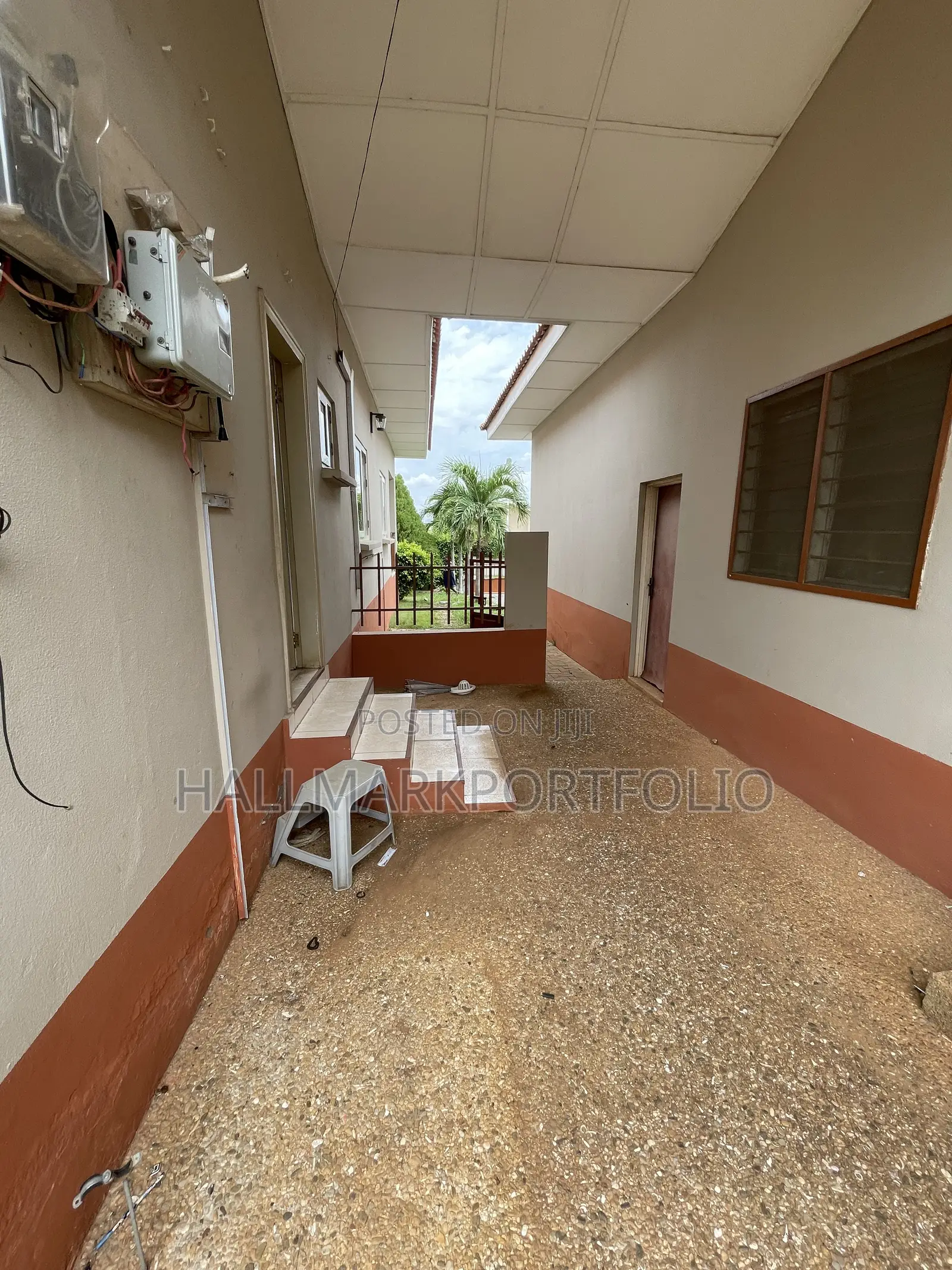 5bdrm House in Regimanuel Gray, Spintex for sale in Spintex