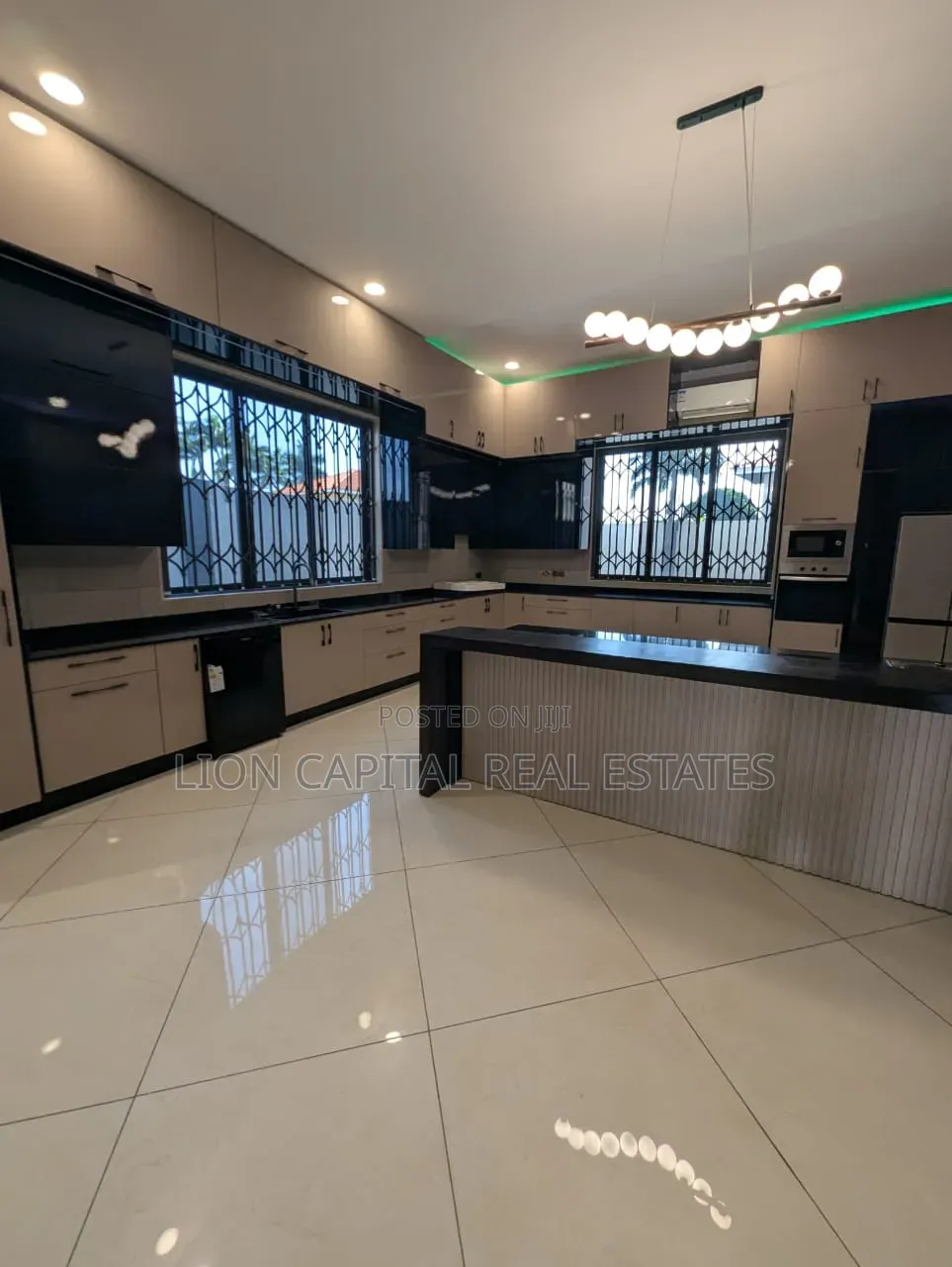 5bdrm Mansion in Airport Residential Area for sale in Airport Residential Area