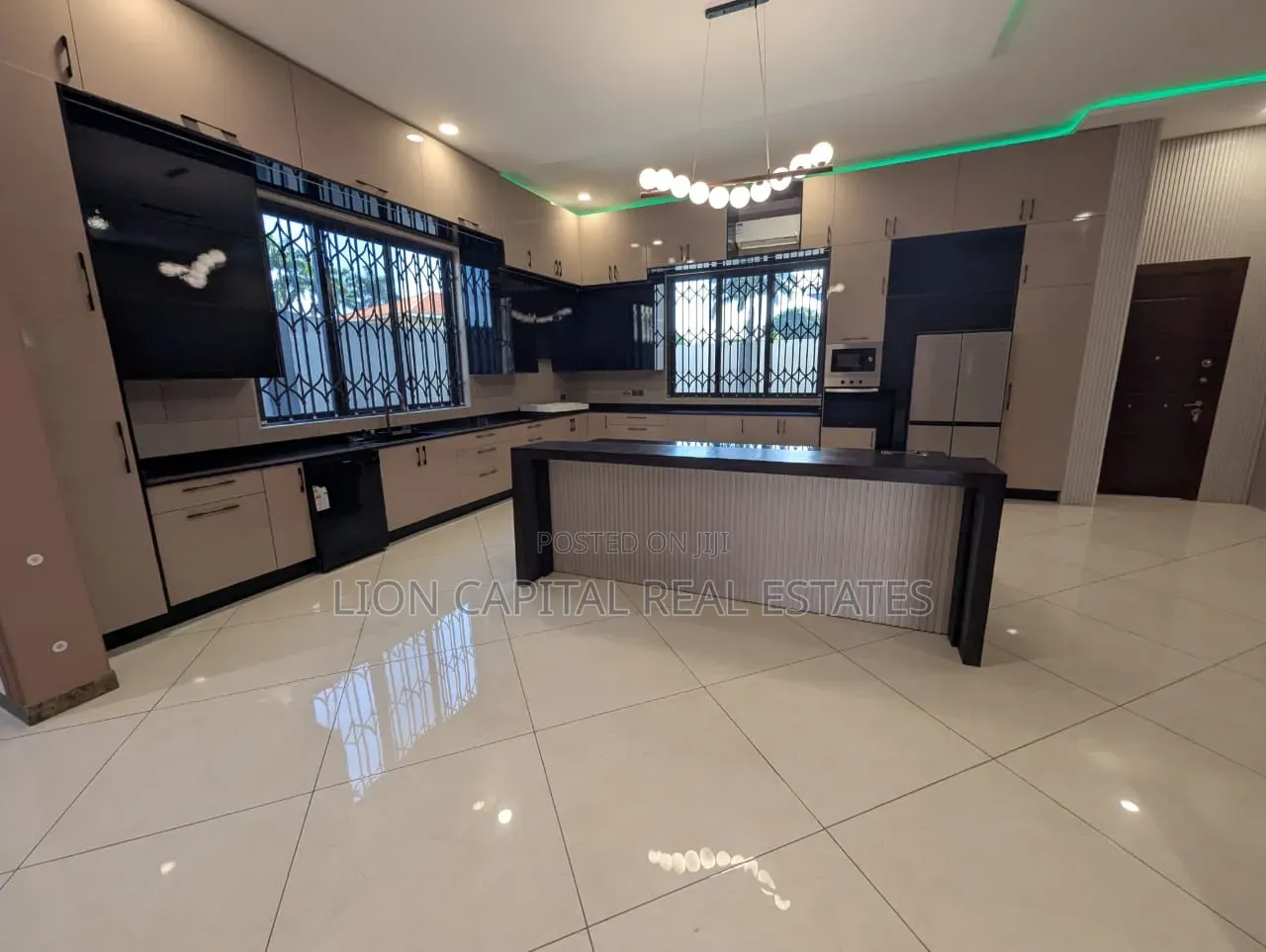 5bdrm Mansion in Airport Residential Area for sale in Airport Residential Area