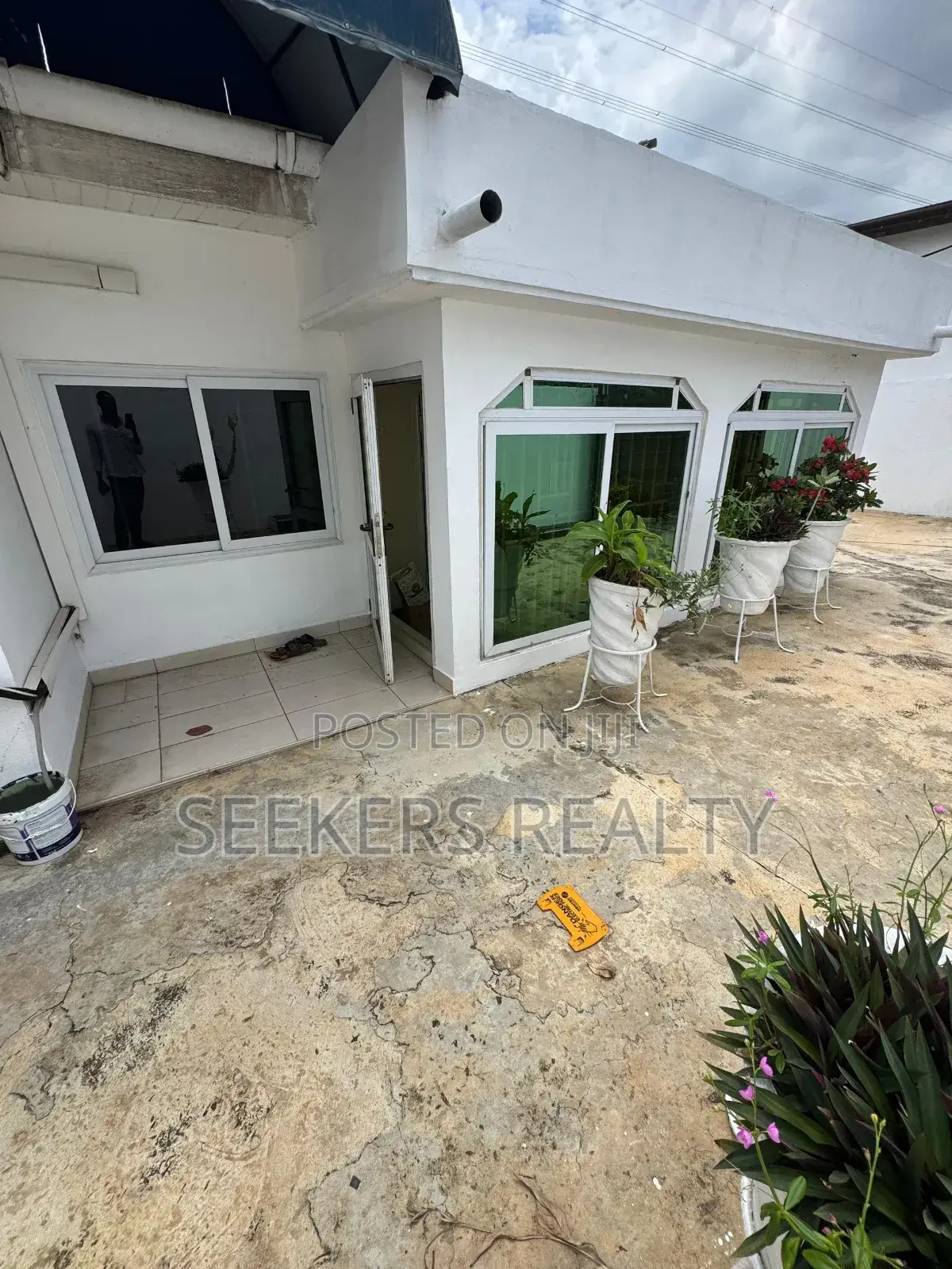 Furnished 3bdrm House in Seekers Realty, Accra Metropolitan for sale in Accra Metropolitan