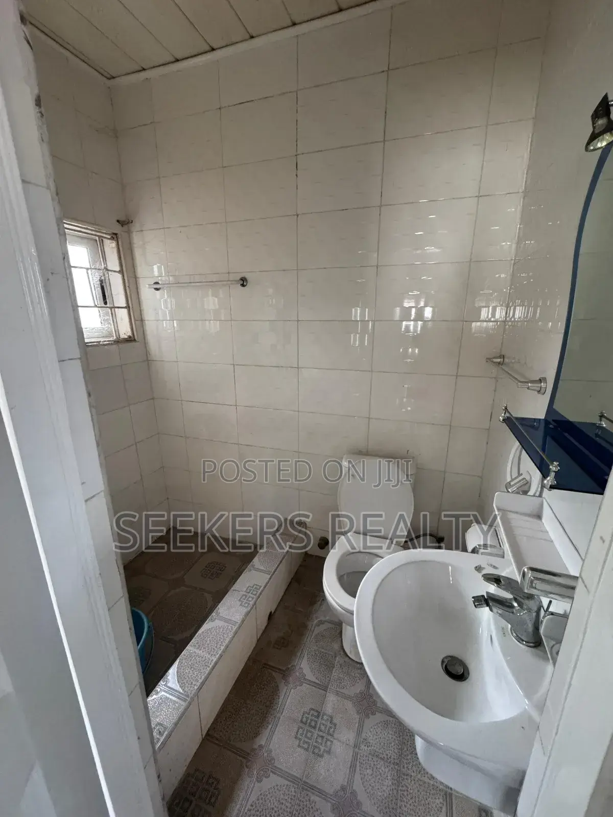 Furnished 3bdrm House in Seekers Realty, Accra Metropolitan for sale in Accra Metropolitan