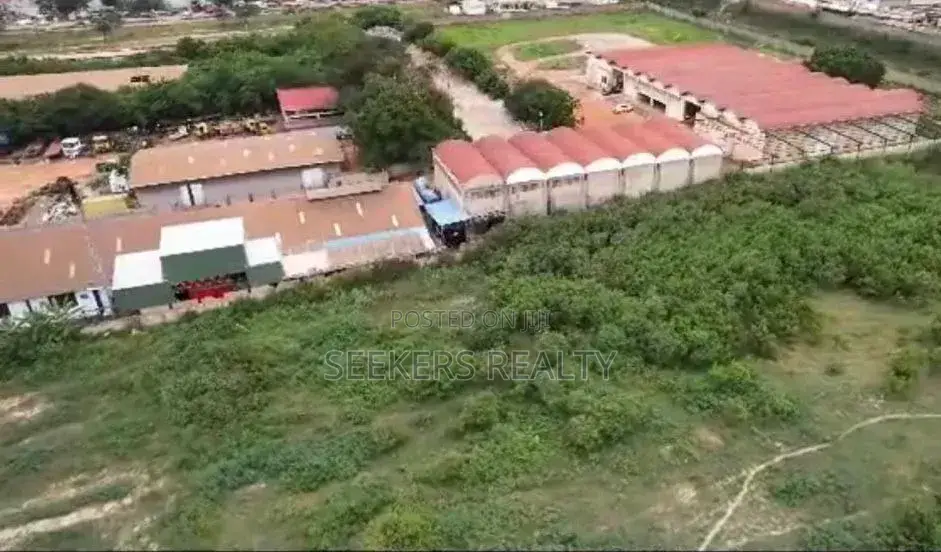 Warehouse for Sale at Tema Harbor. in Community 25