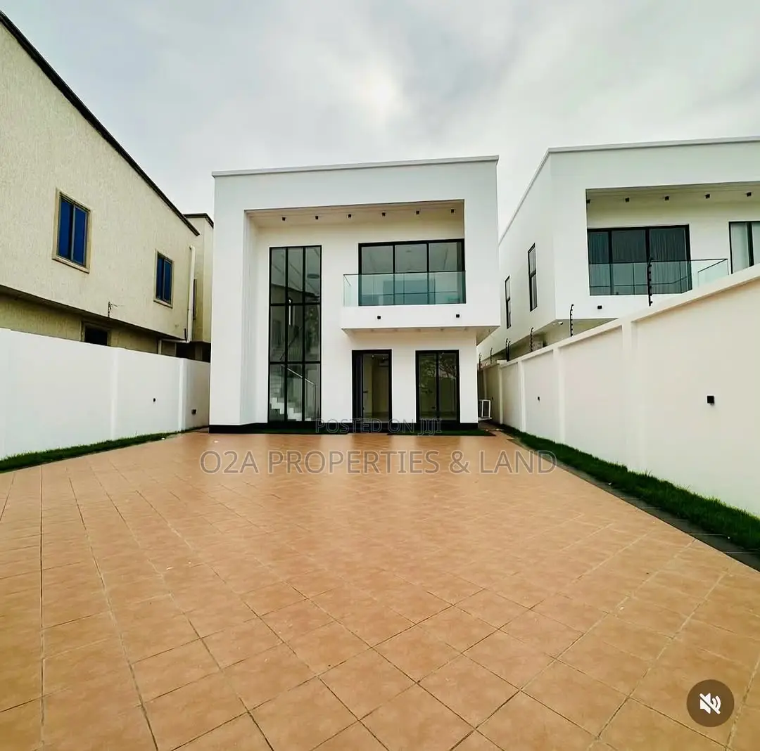 4bdrm House in Spintex, Baatsona Total for sale in Baatsona Total
