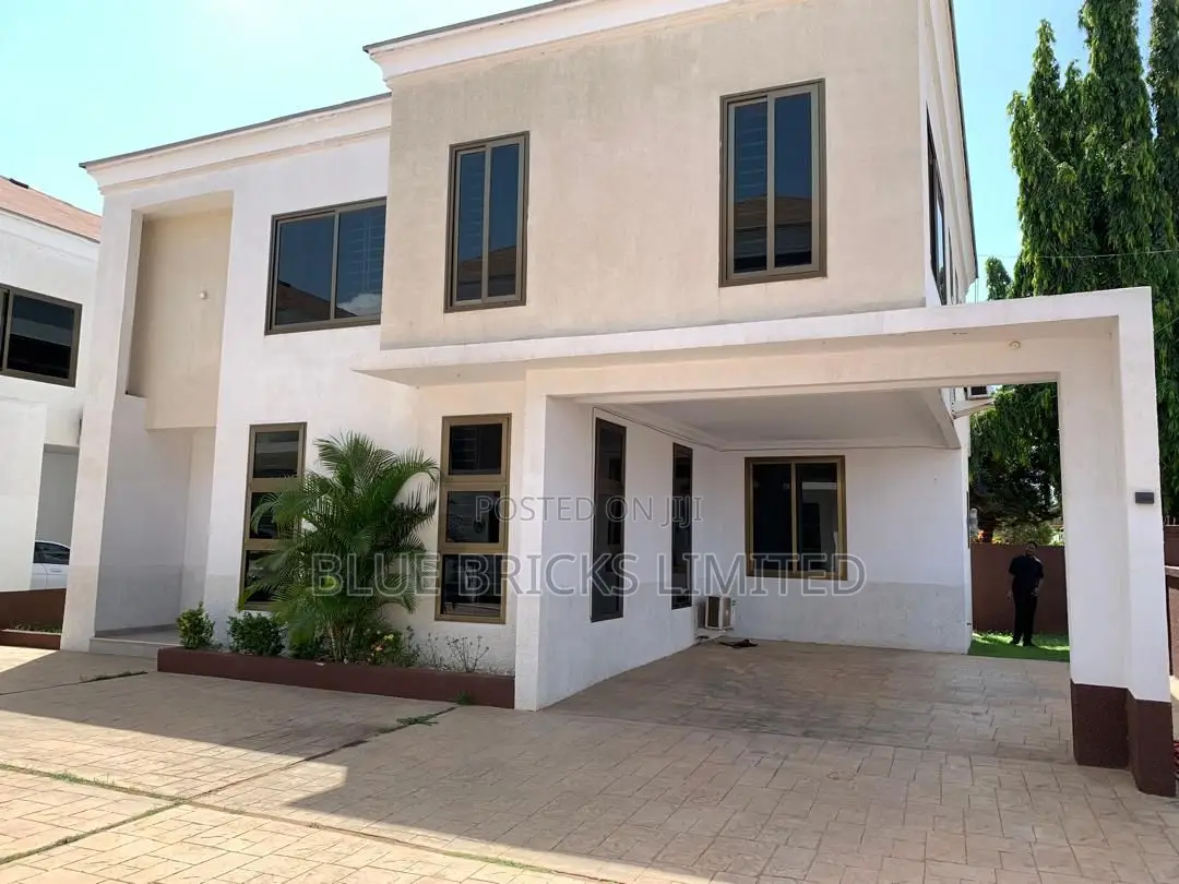 3bdrm House in Coastal, Baatsona Total for sale in Baatsona Total