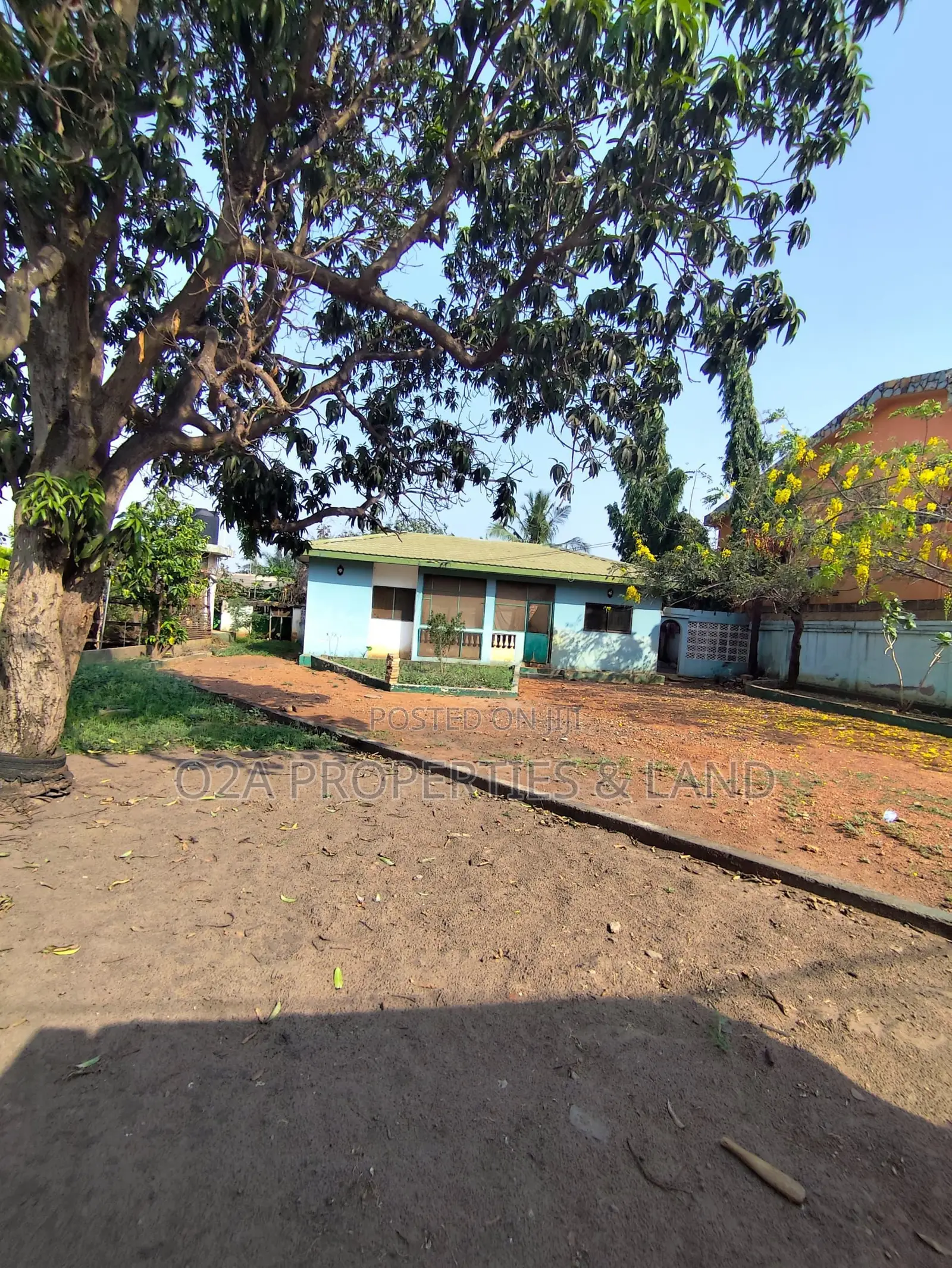 2bdrm House in Adenta, Housing Down for sale in Housing Down